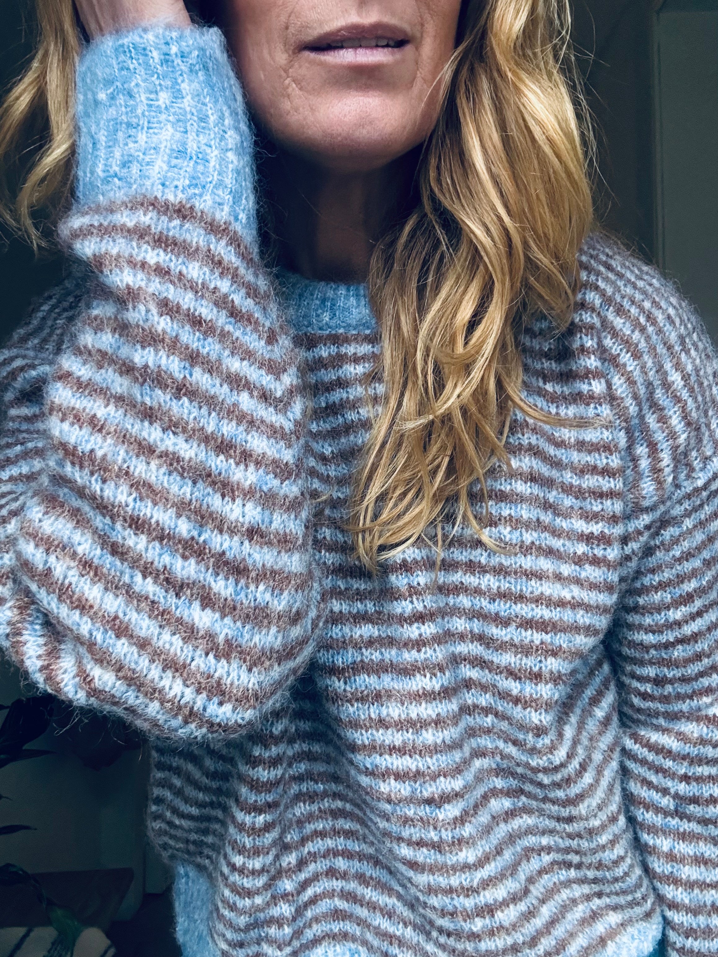 Stripe Blue and Brown knit (one size)