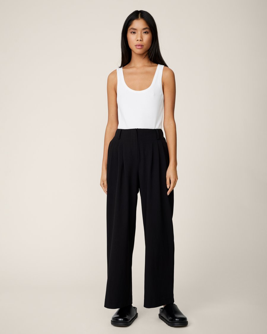 MSCH Chana Ankle Pant in Black