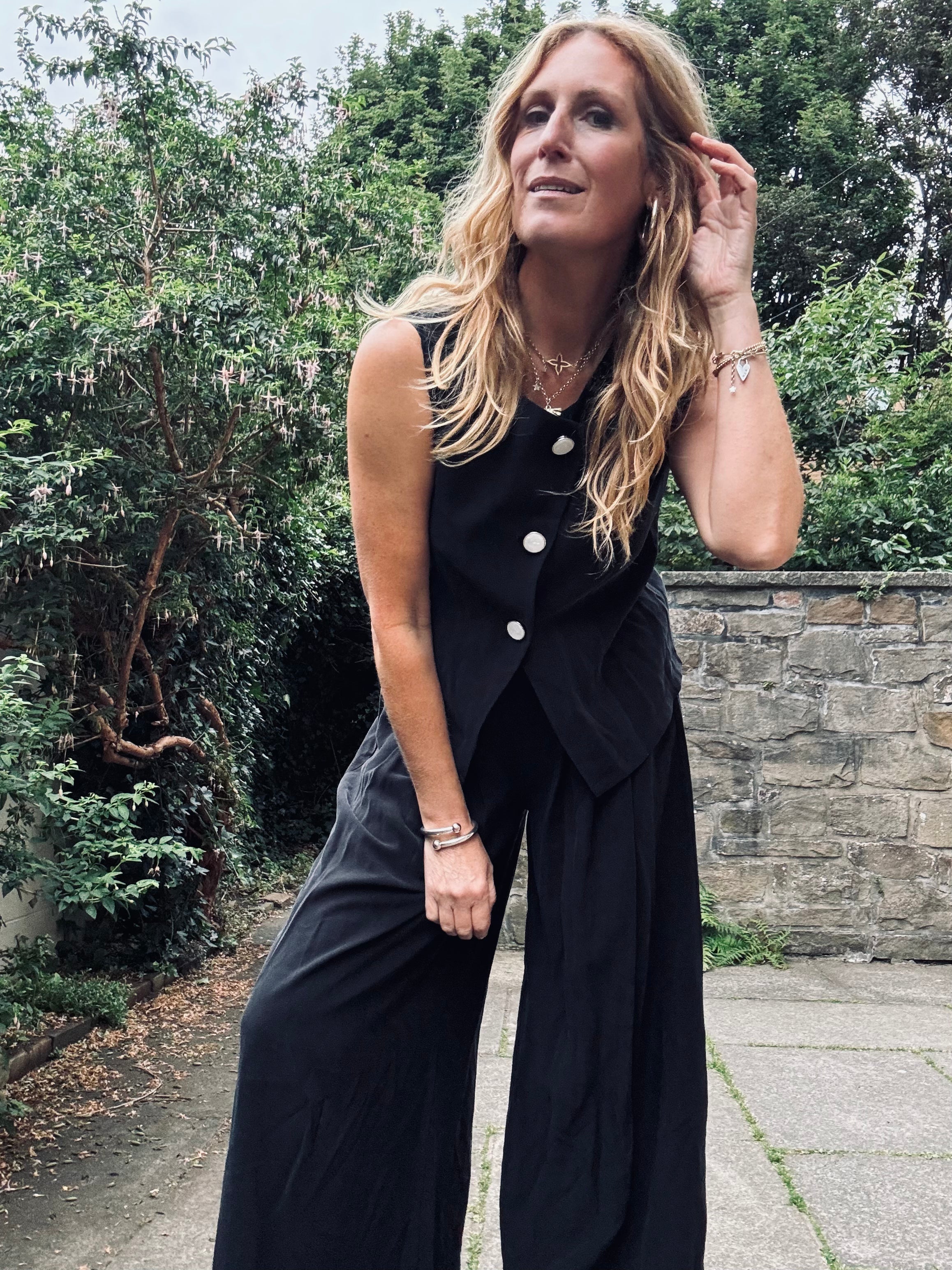 Mimi Tailored Waistcoat in Black (ONE SIZE)