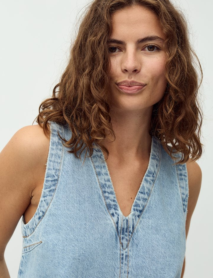 MbyM May Louisana Sleeveless Shirt in Vintage Wash
