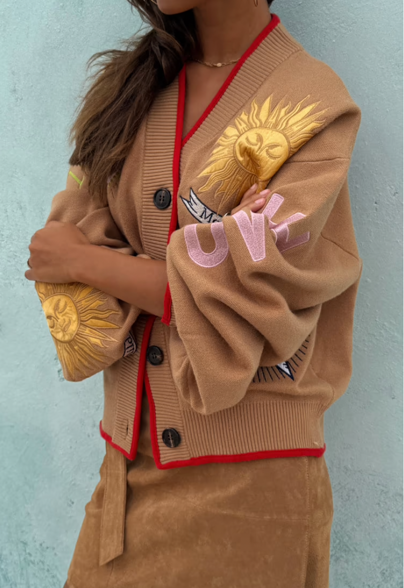 NFD Mystical Cardigan with Jacquard in Camel