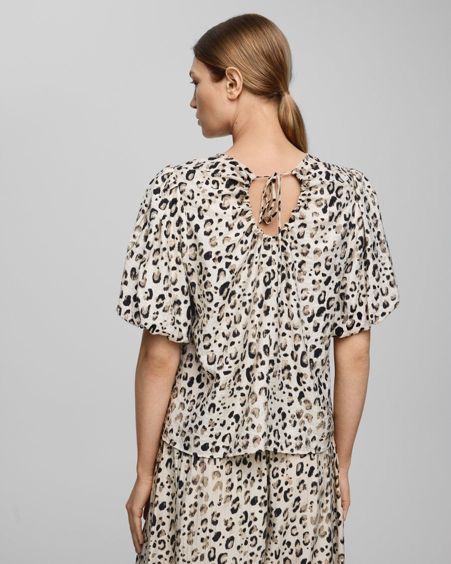 MSCH Alyona Vlora Top in Oatmeal Leo Print