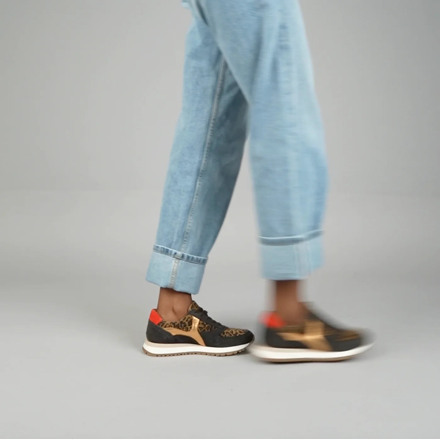 Esska Cinda Vegan Trainers in Leopard