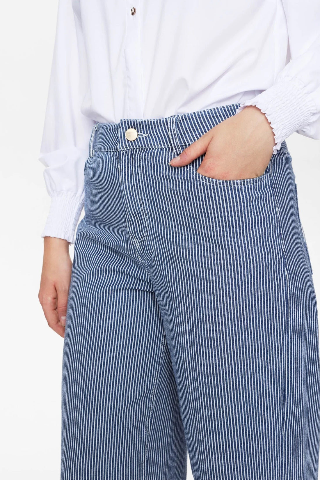 Nuerina Jeans in Dark Sapphire Stripe