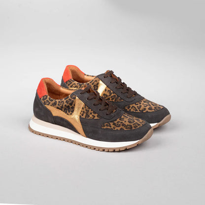 Esska Cinda Vegan Trainers in Leopard