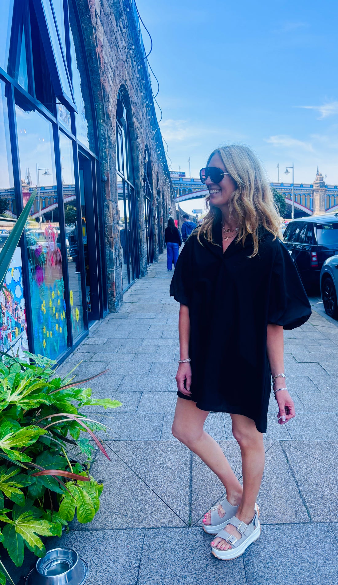 Black puff Sleeve Dress (one size)