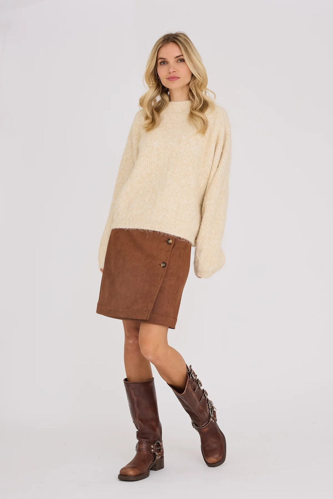 Olivia knit pullover in Pale yellow