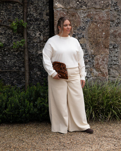 Uma Crew Neck Jumper in Vanilla (ONE SIZE)