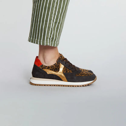 Esska Cinda Vegan Trainers in Leopard