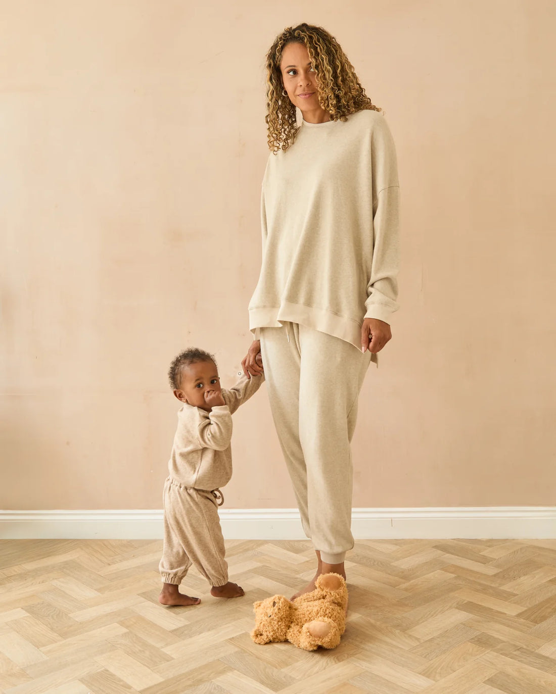 Rachael Oversized Sweatshirt (one size) in Stone