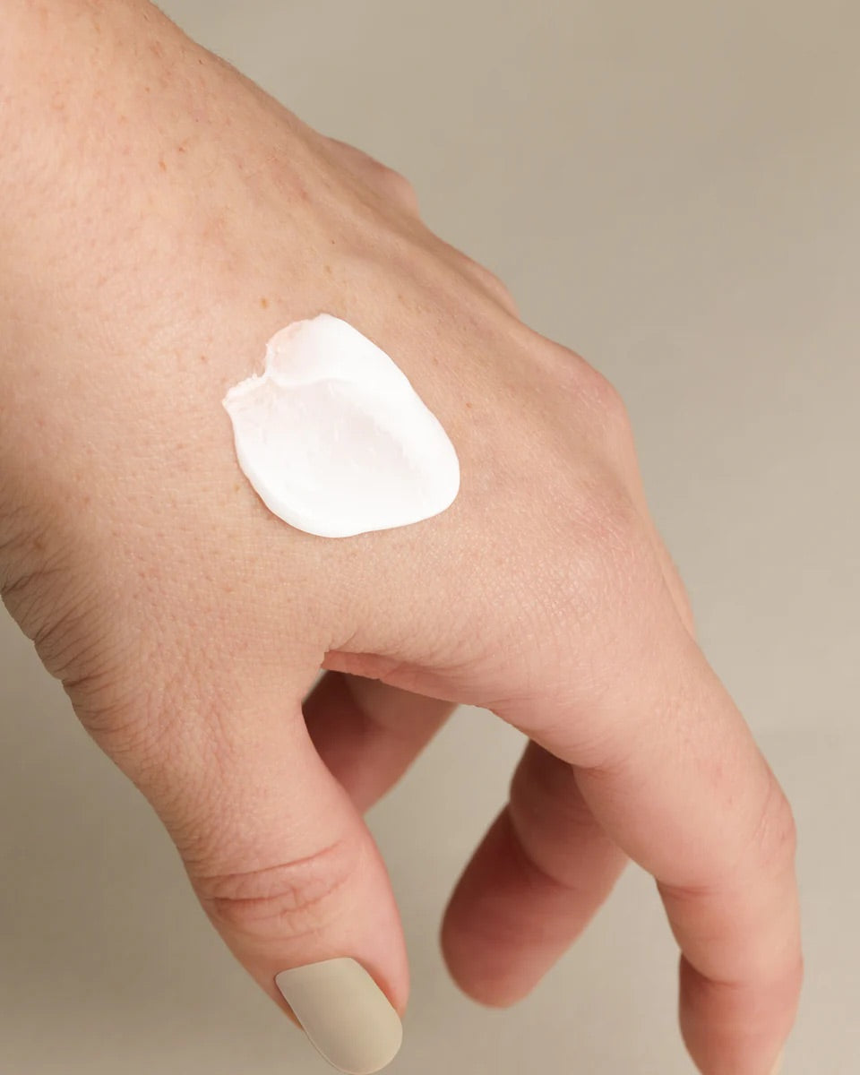Chalk Luxury Hand &amp; Nail Cream in Sandy Cove (50ml)