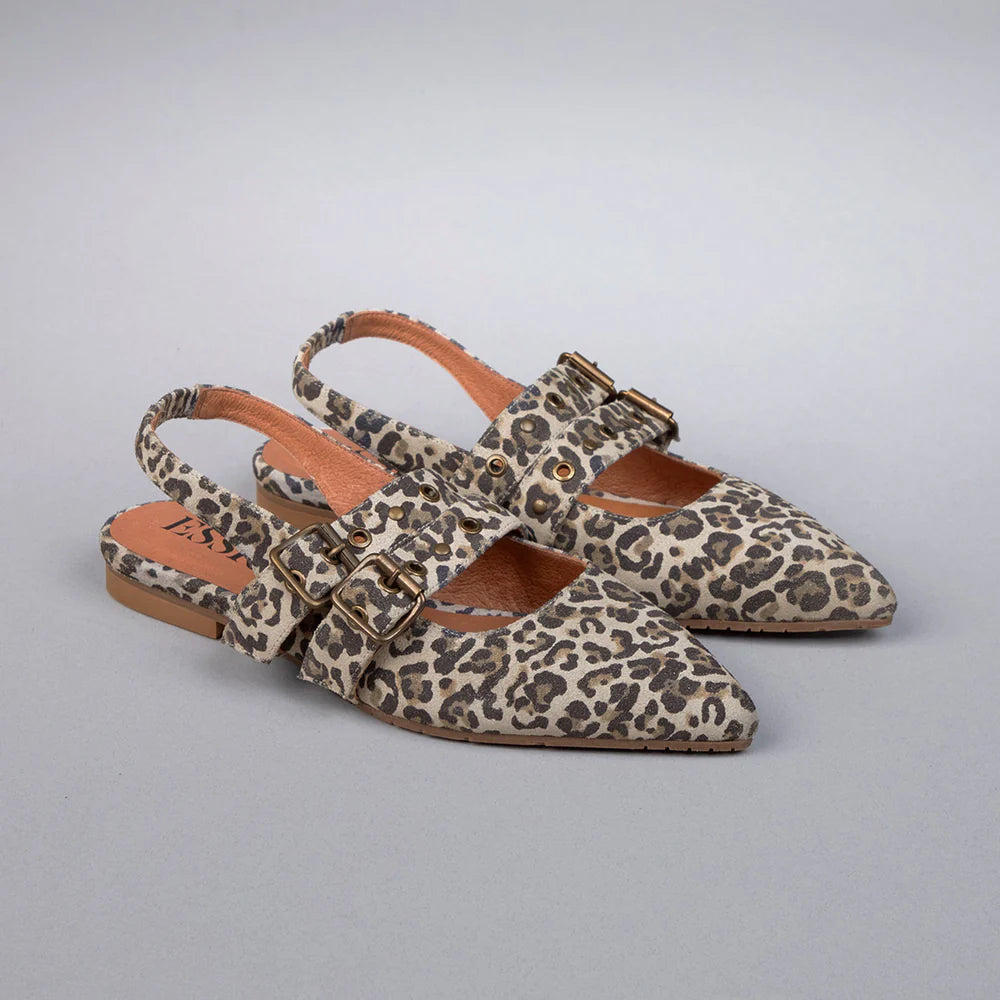 Esska Hope Slingback Flats in Leopard
