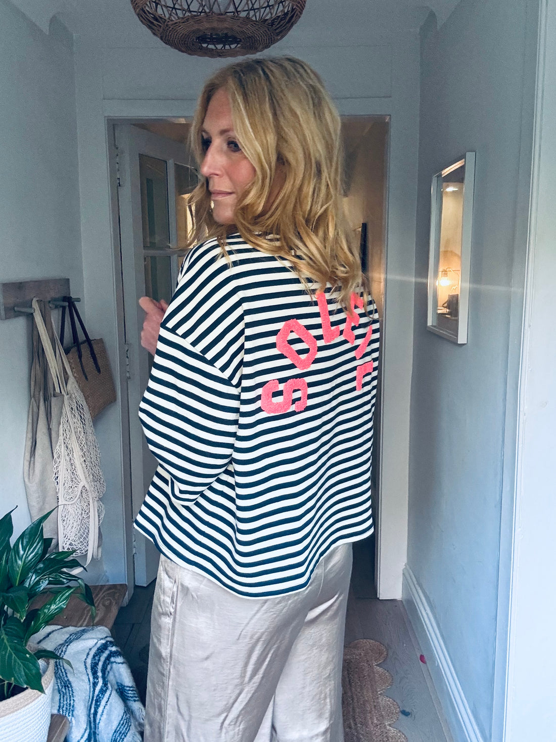 Soleil Sweatshirt tee in Navy &amp; White (one size)