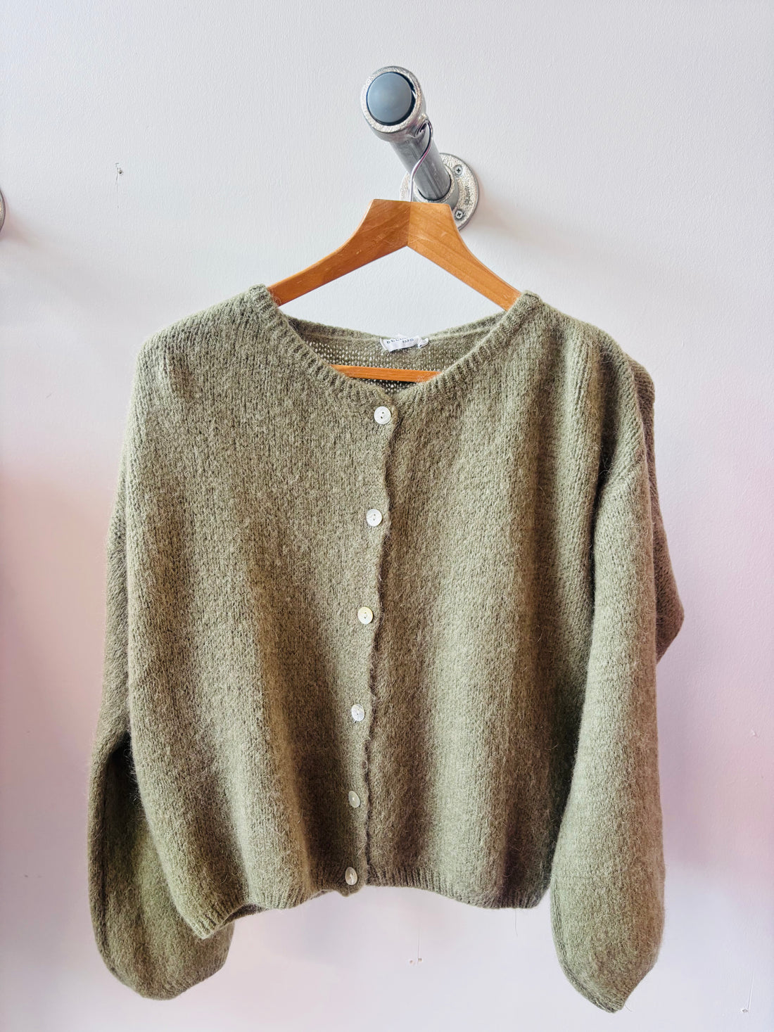 Tilly Mohair Cardigan in khaki (ONE SIZE) long sleeve