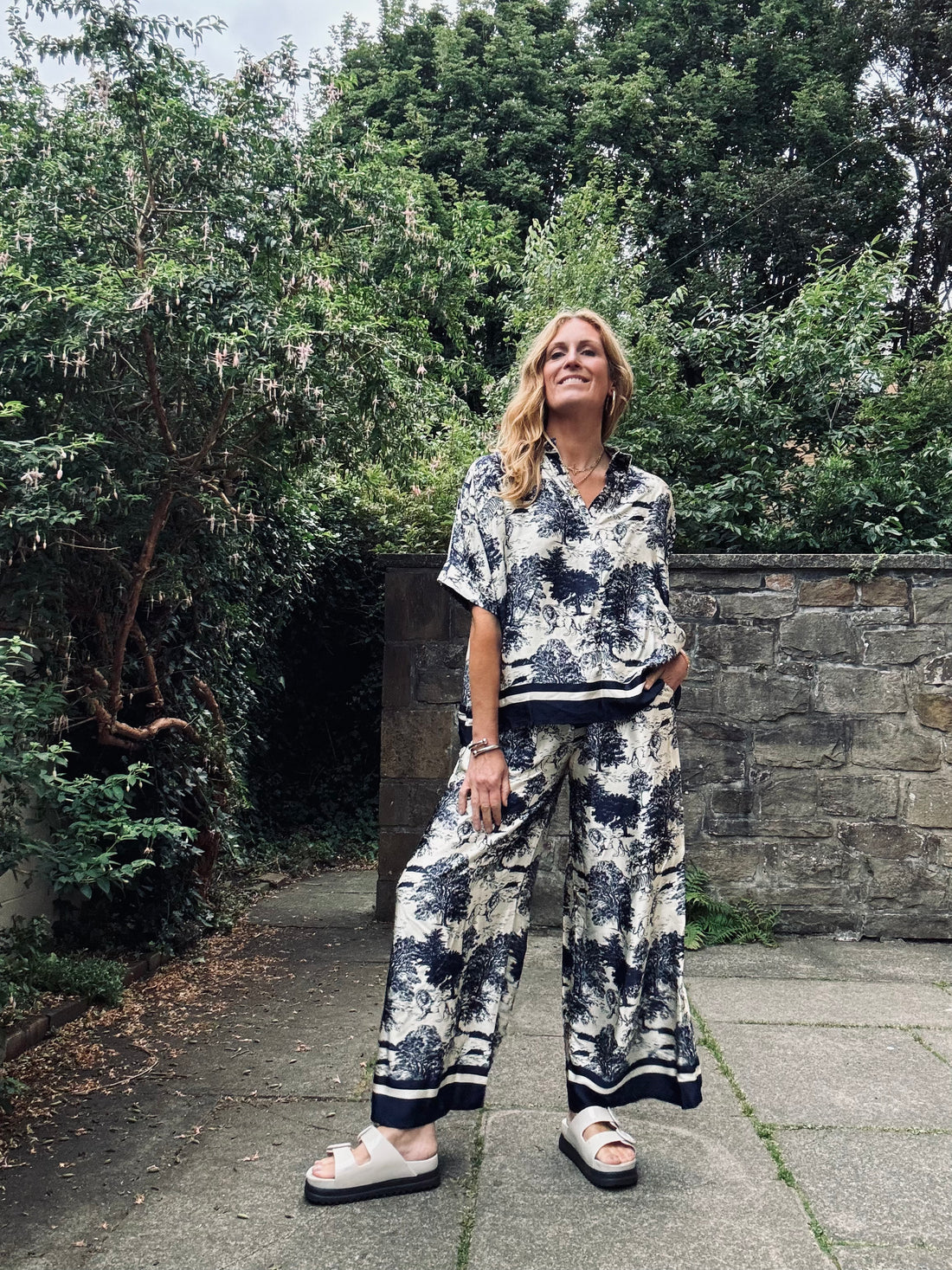Antoinette Toile Print Trouser in Navy (ONE SIZE)