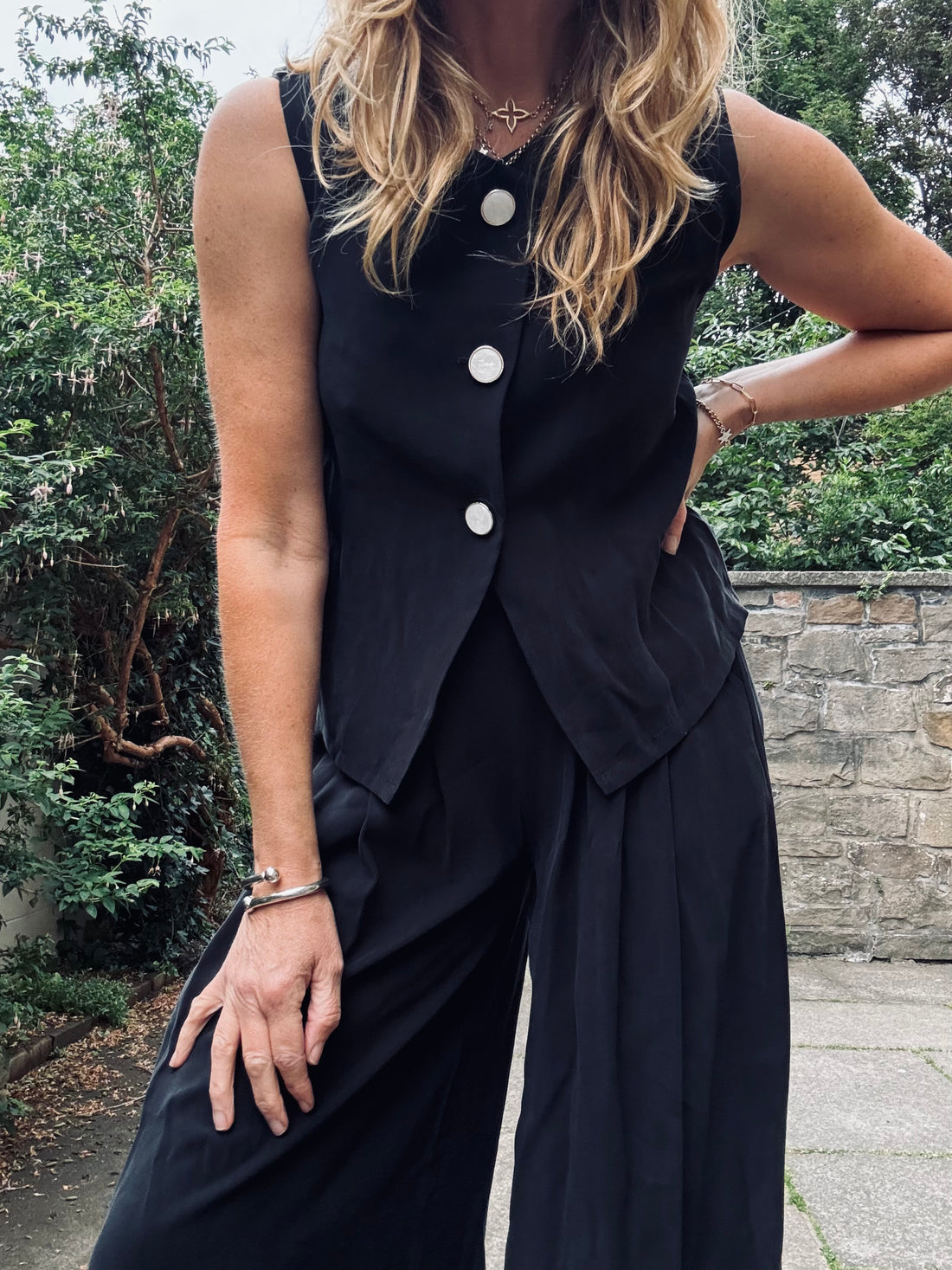 Mimi Tailored Waistcoat in Black (ONE SIZE)