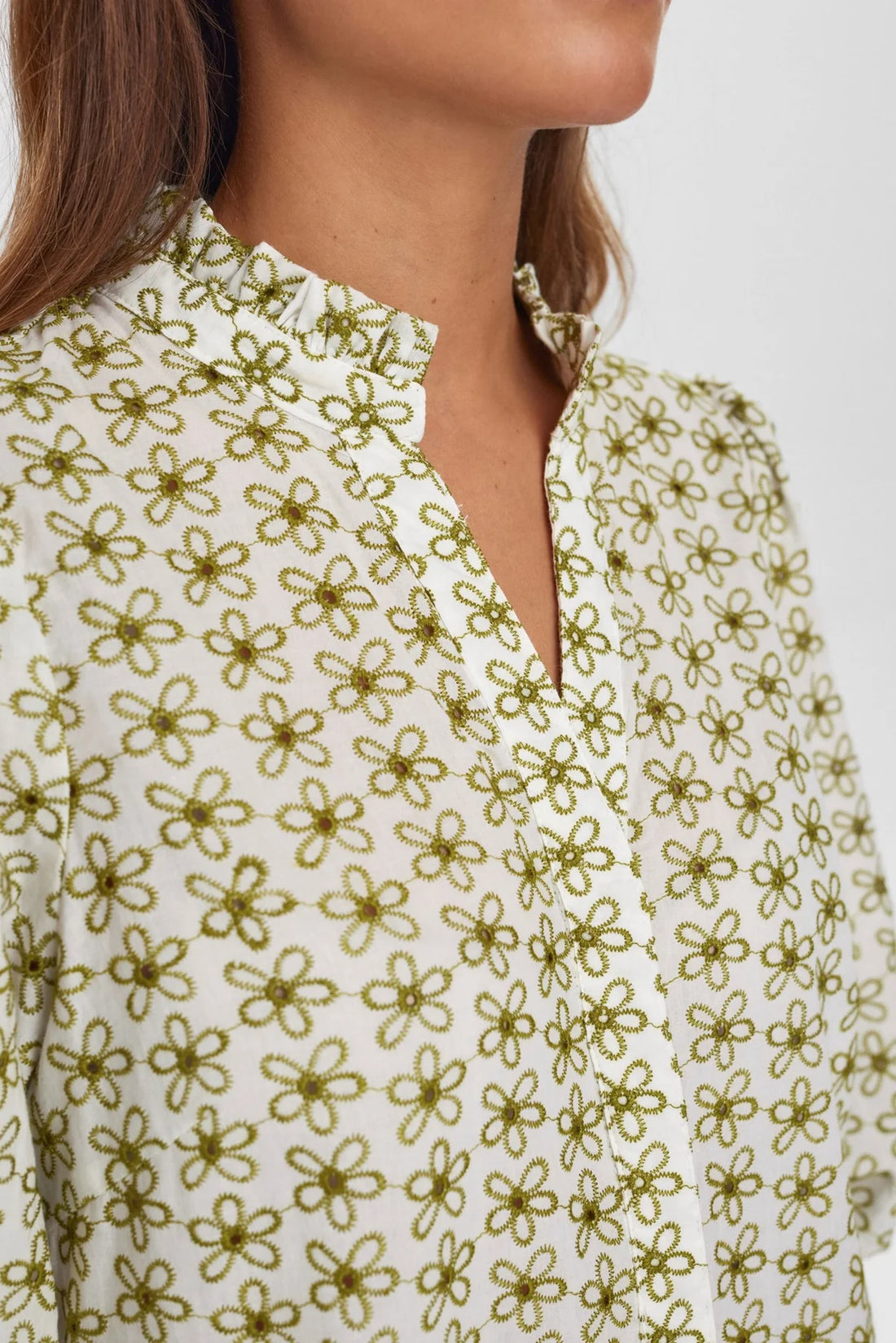 Nusiva Embroidered Shirt in Cloud Dancer