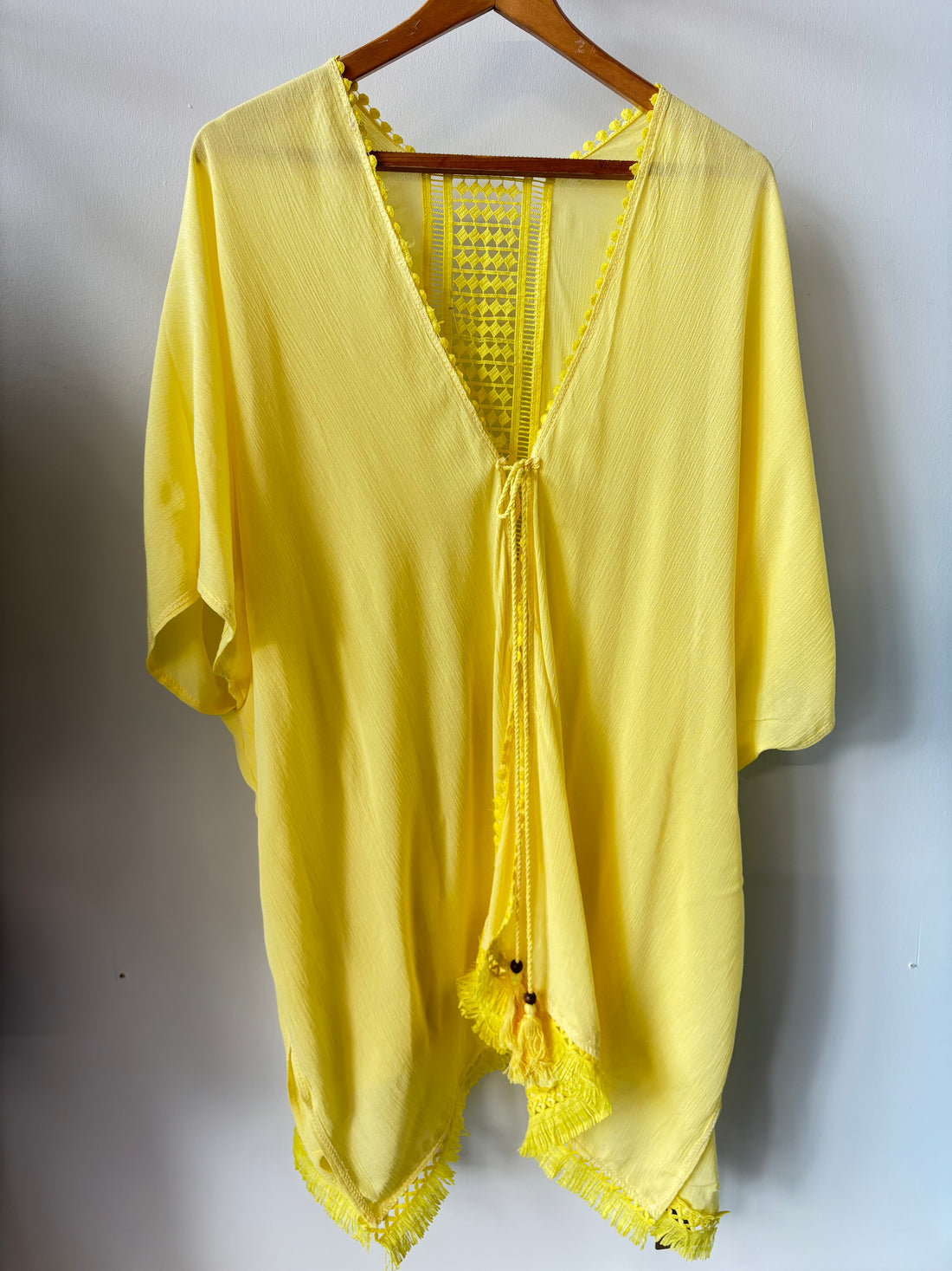 Cover Up Wrap in Lemon Yellow (ONE SIZE)