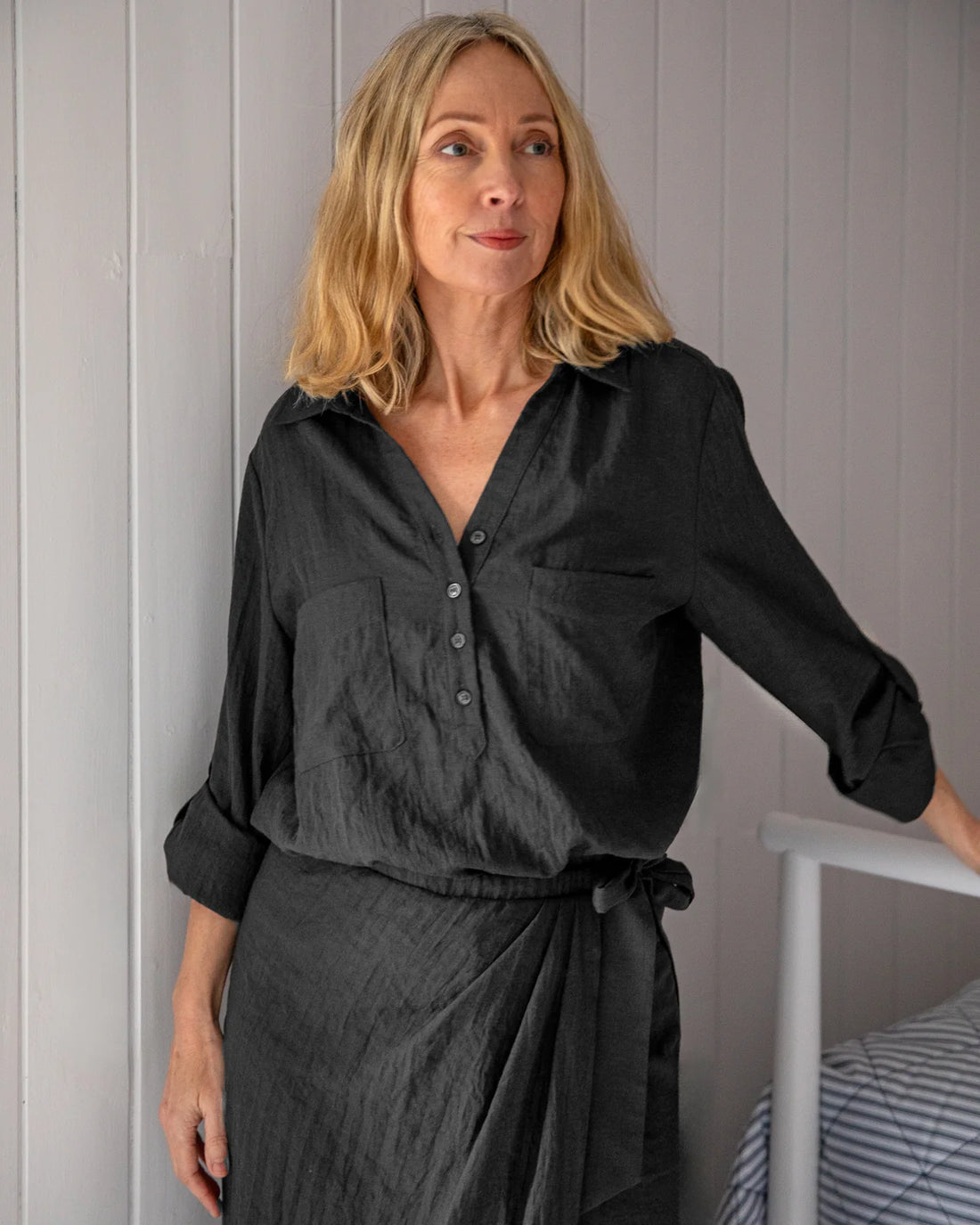 Zoe Shirt in Nearly Black