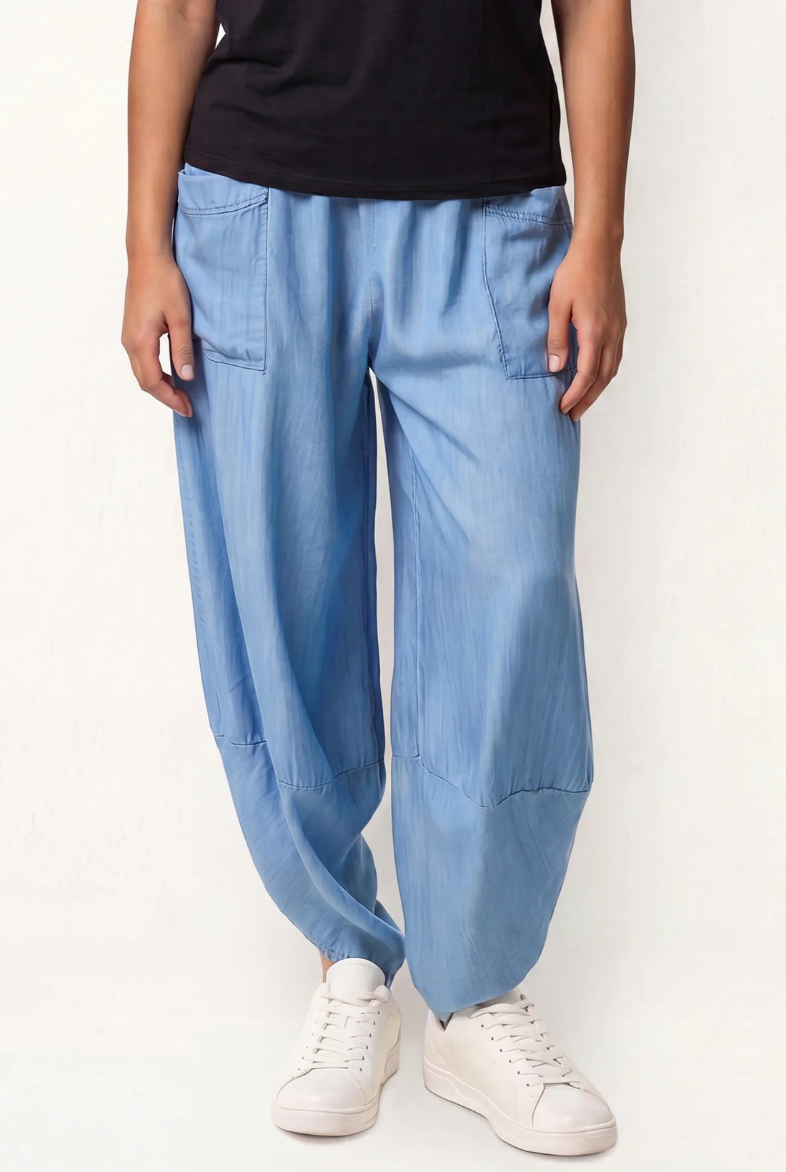 Front Pockets Denim Harem Trousers (one size)