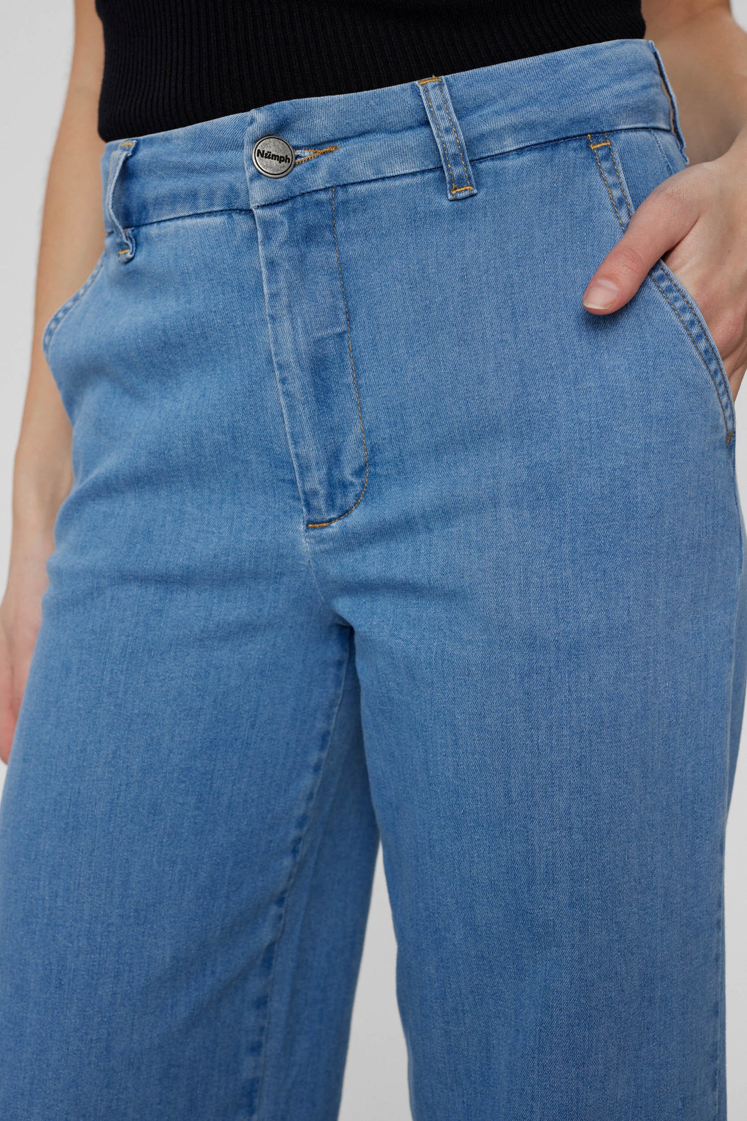 Nümph Nuamber Jeans in Light Denim Wash