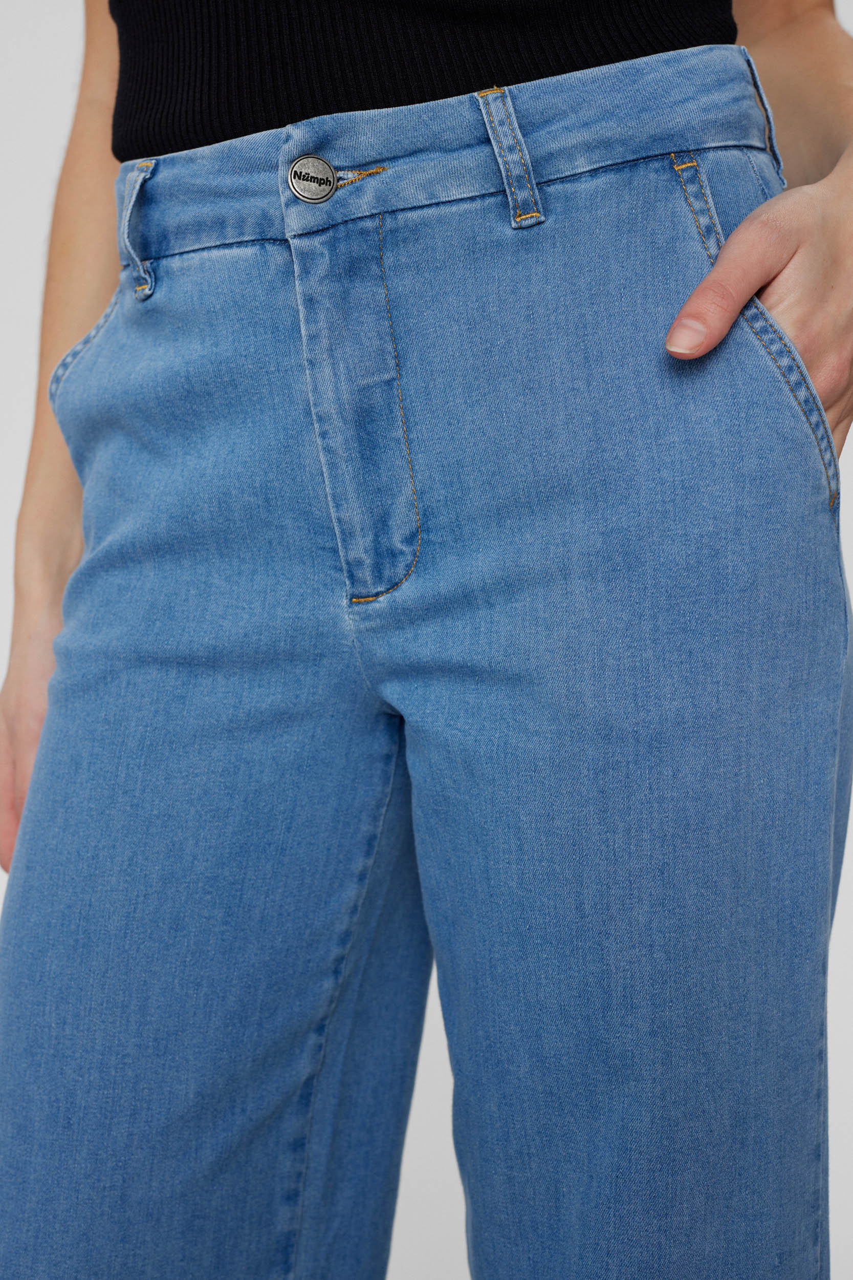 Nümph Nuamber Jeans in Light Denim Wash