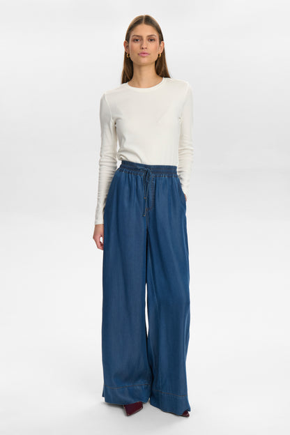 Numph Numiami Denim Wide Leg Trouser in Medium Blue