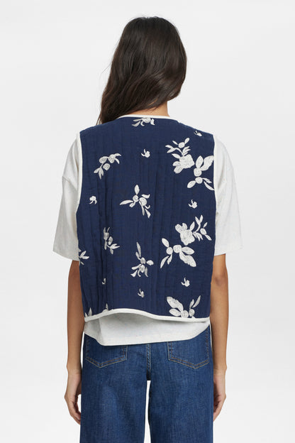 Numph Nustellas Quilted Gilet Vest in Sapphire