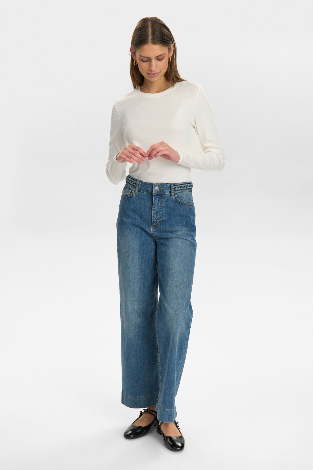 Nümph Nuparis Cropped Jeans in Light Denim Wash