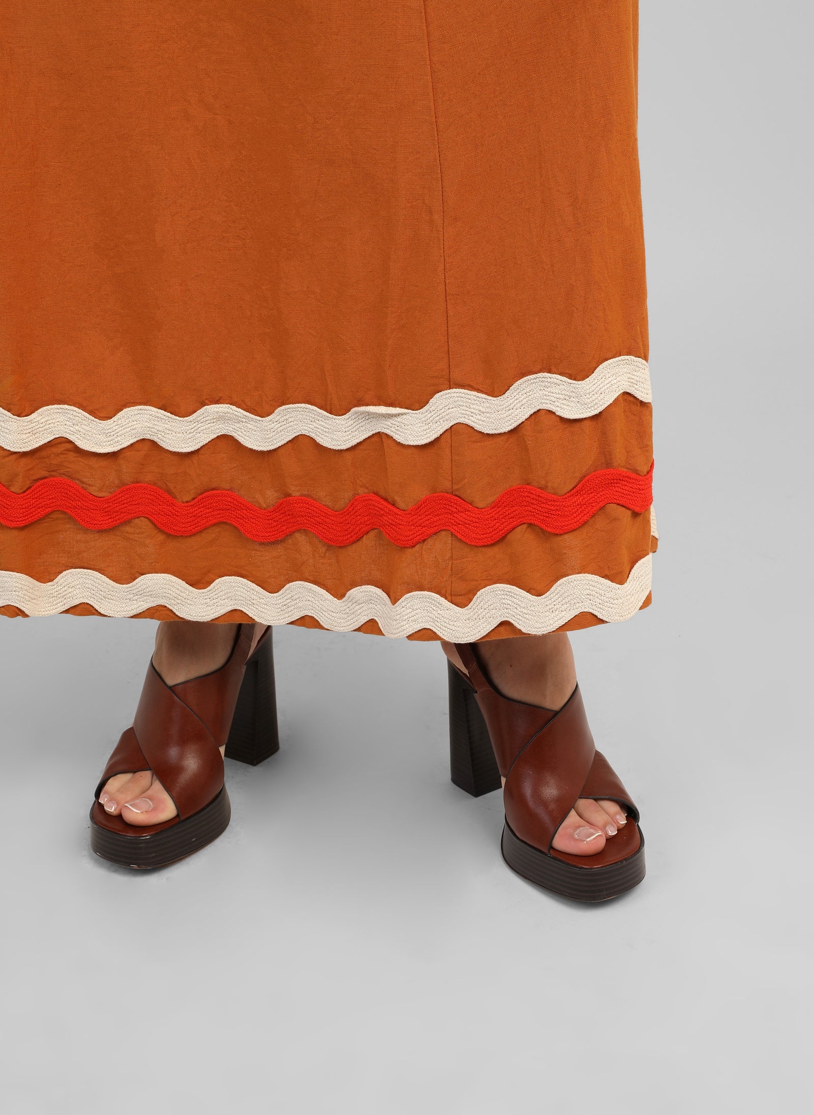 ANGE ROLINE Skirt in Toffee
