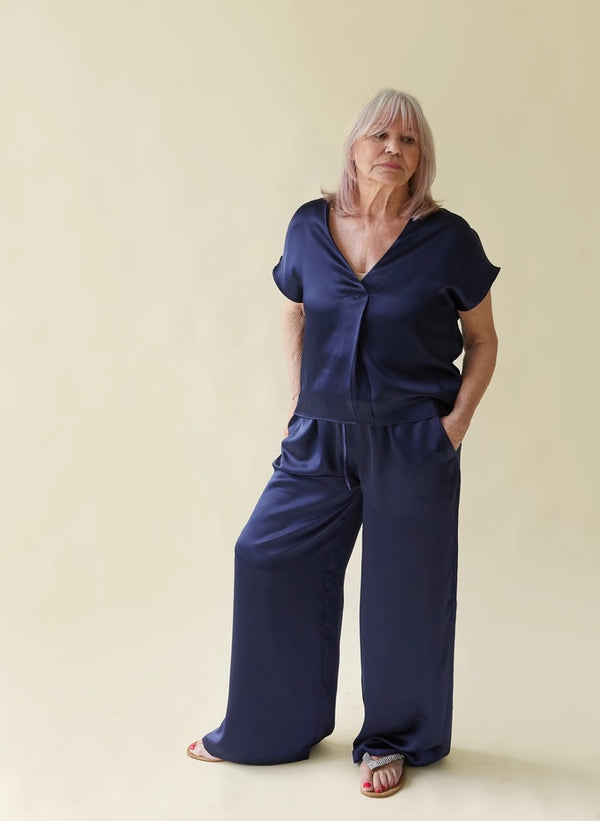 Avery Satin Top in Navy with V-Neck and Short Sleeve (One Size)