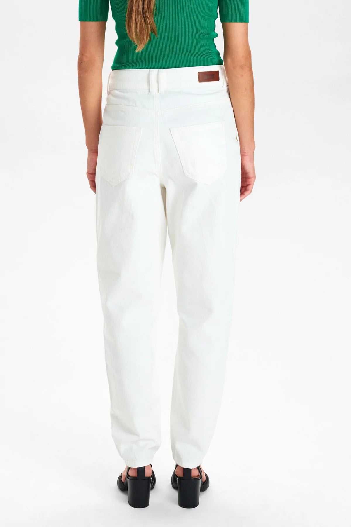 Nümph Nustormy Straight Leg Jeans in Bright White